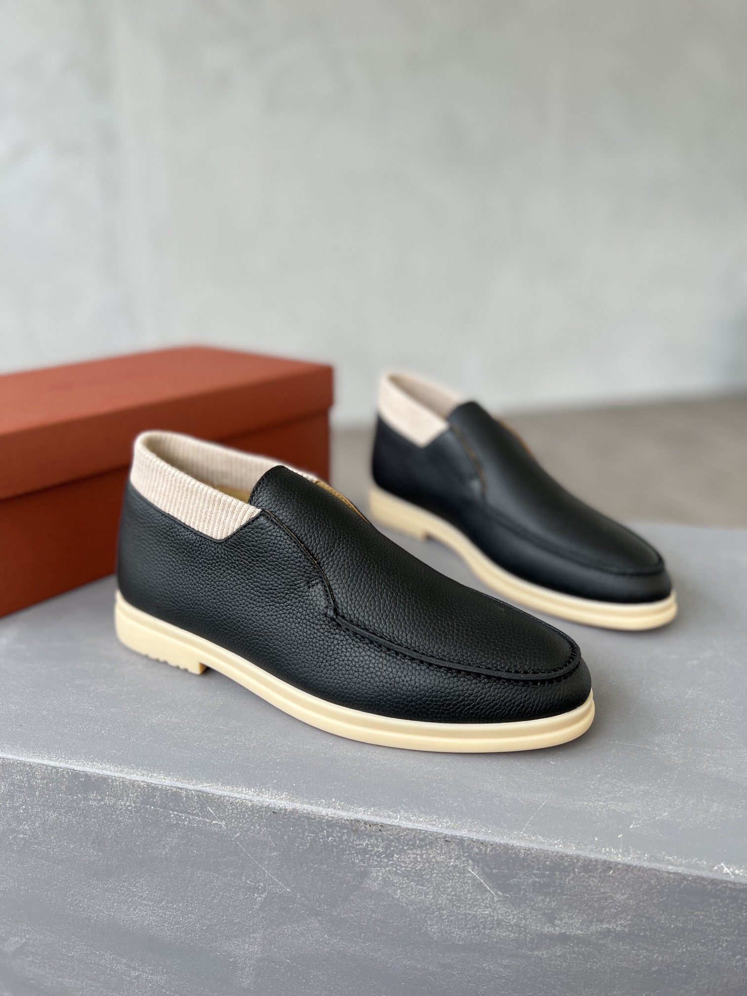 Loro Piana shoes 237 - vstockx