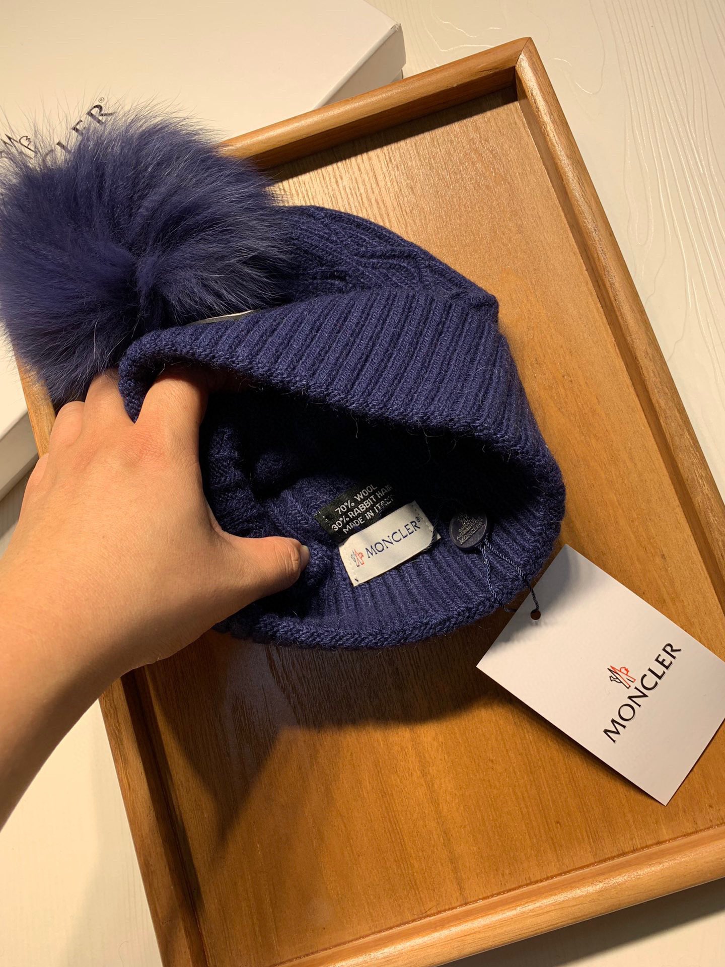 Hat Moncler 4 - vstockx