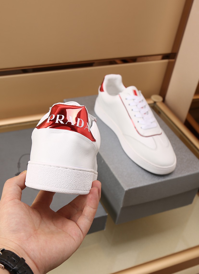 Prada Low Top sneaker 22 - vstockx