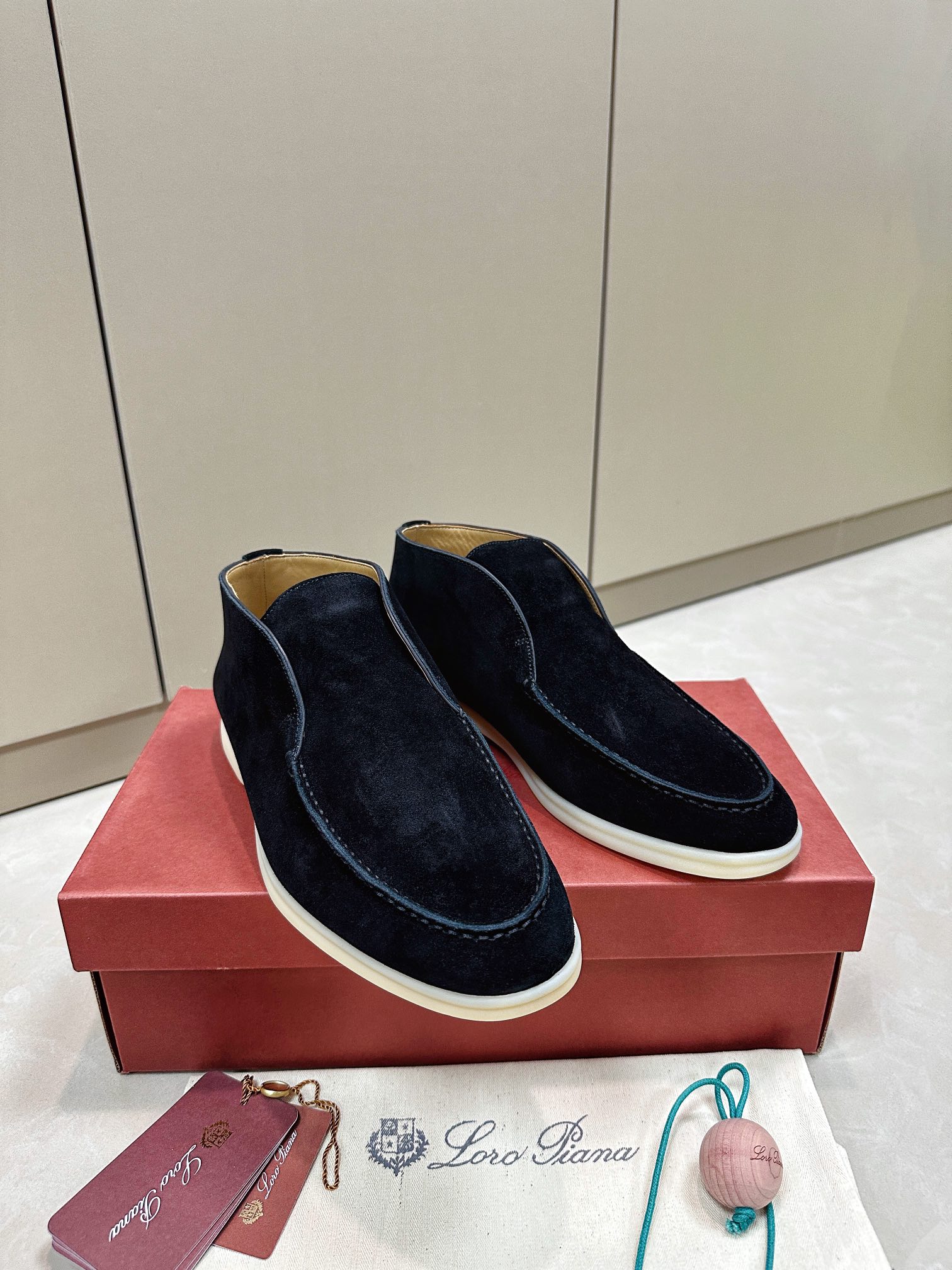 Loro Piana shoes 214 - vstockx