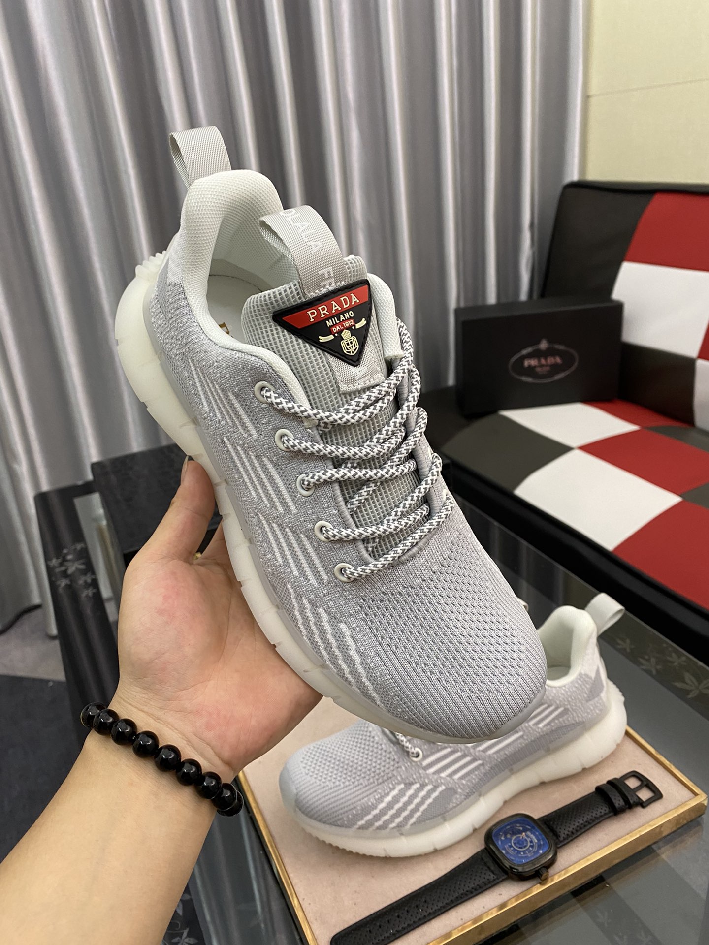 Prada Low Top sneaker 19 - vstockx