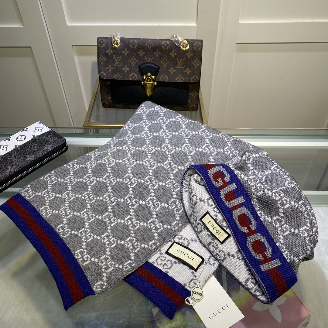 Hat & Scarf Gucci 1 - vstockx