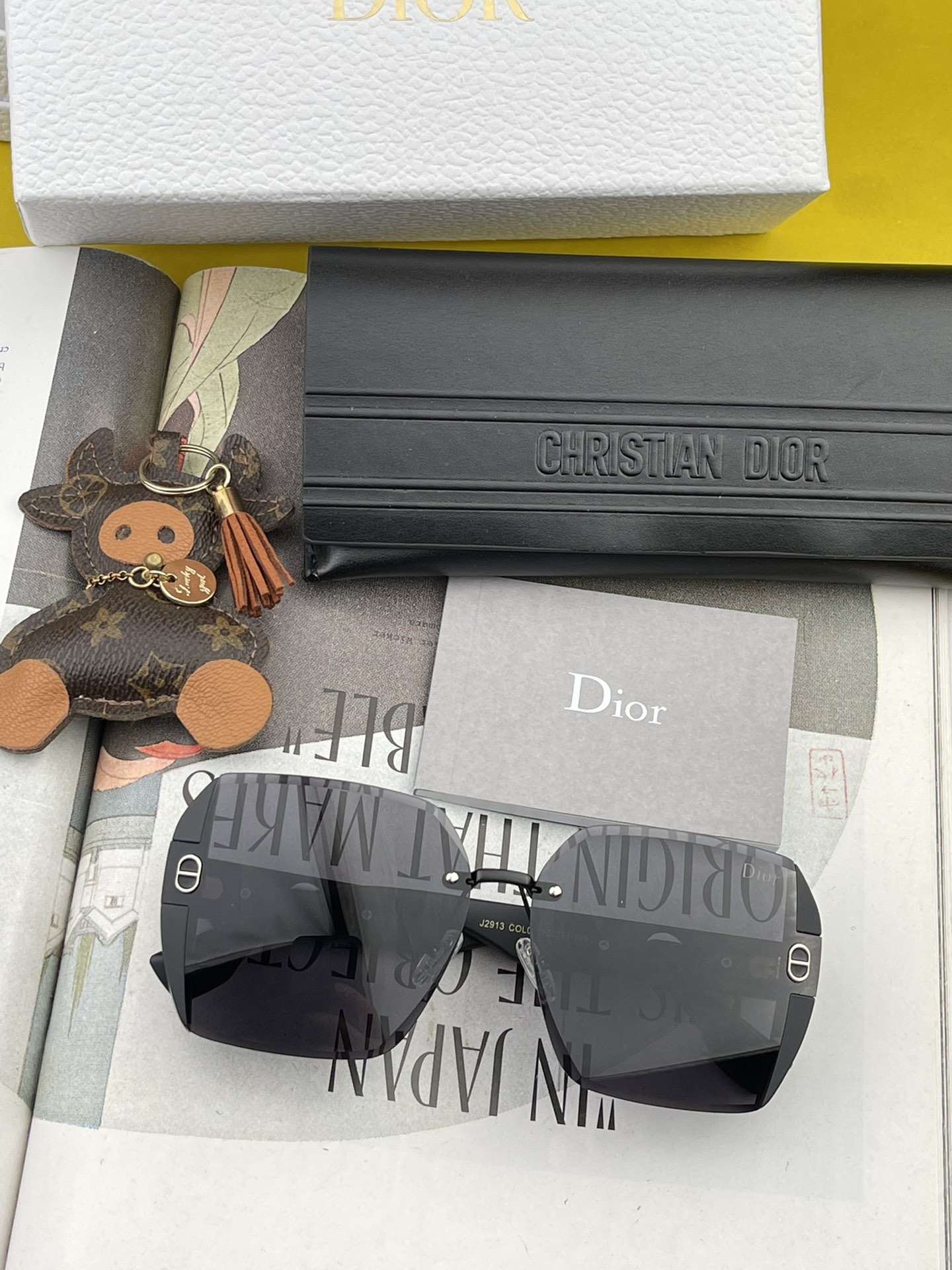 sunglasses Dior D3291 - vstockx