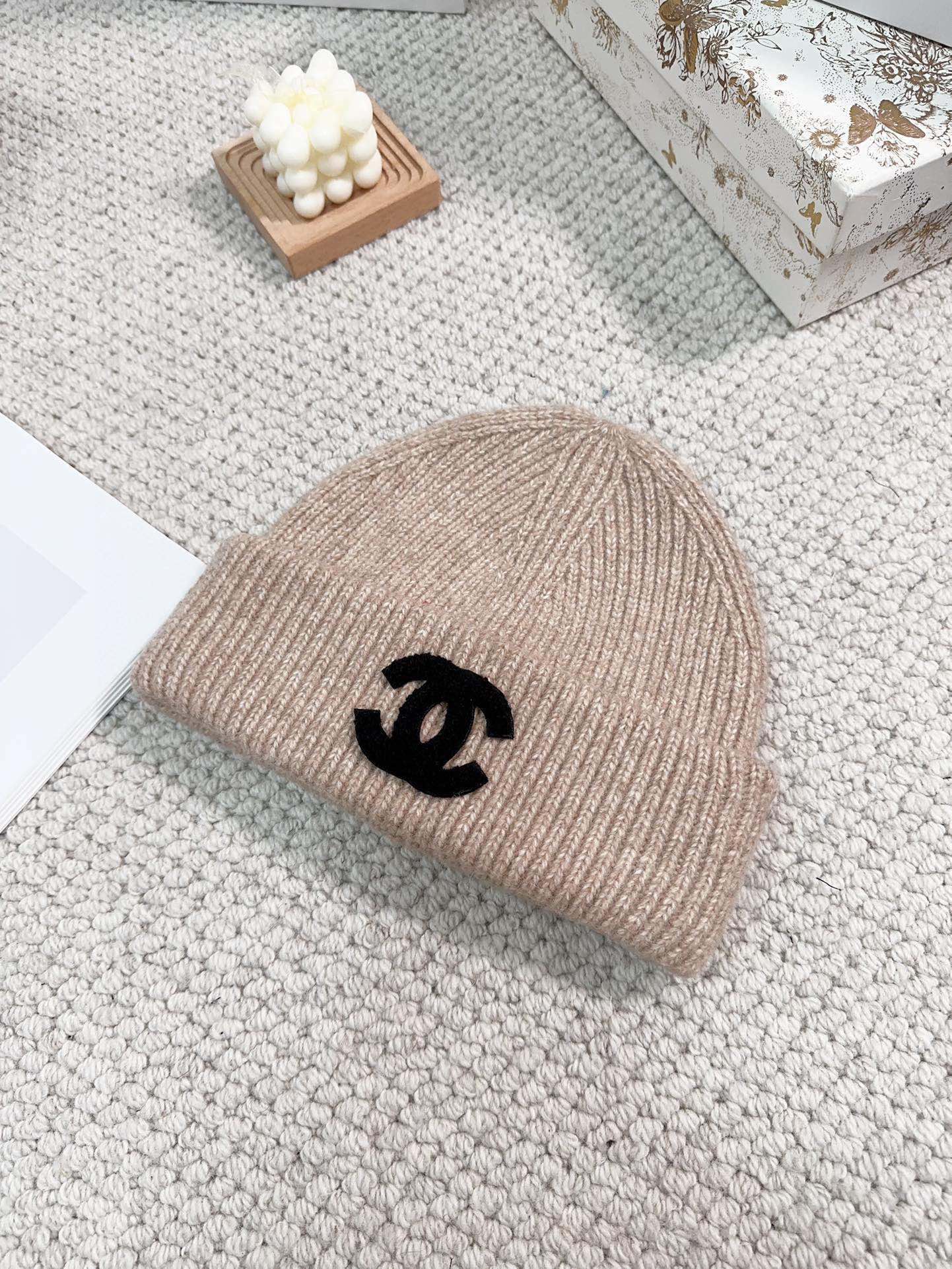 Streetwear Hat Chanel 329319 - vstockx
