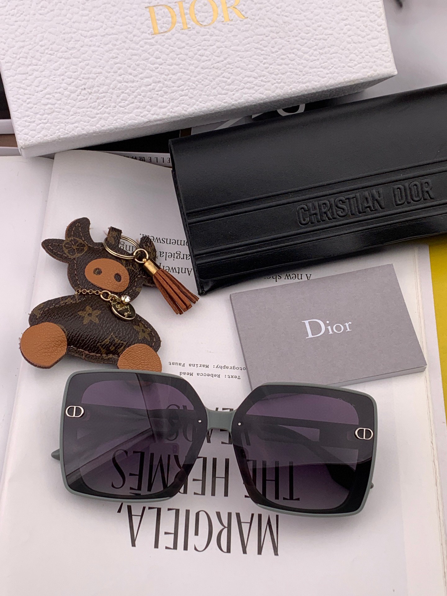 sunglasses Dior CD3227 - vstockx