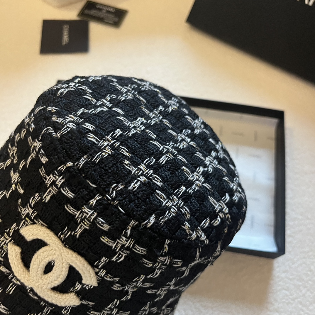 Streetwear Hat Chanel 329184 - vstockx