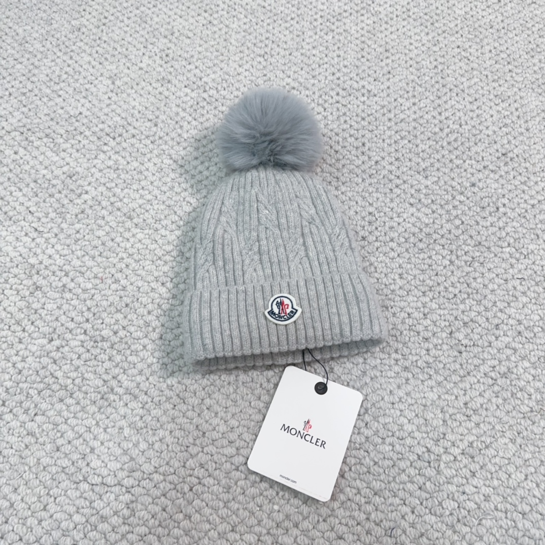 Streetwear Hat Moncler 329305 - vstockx