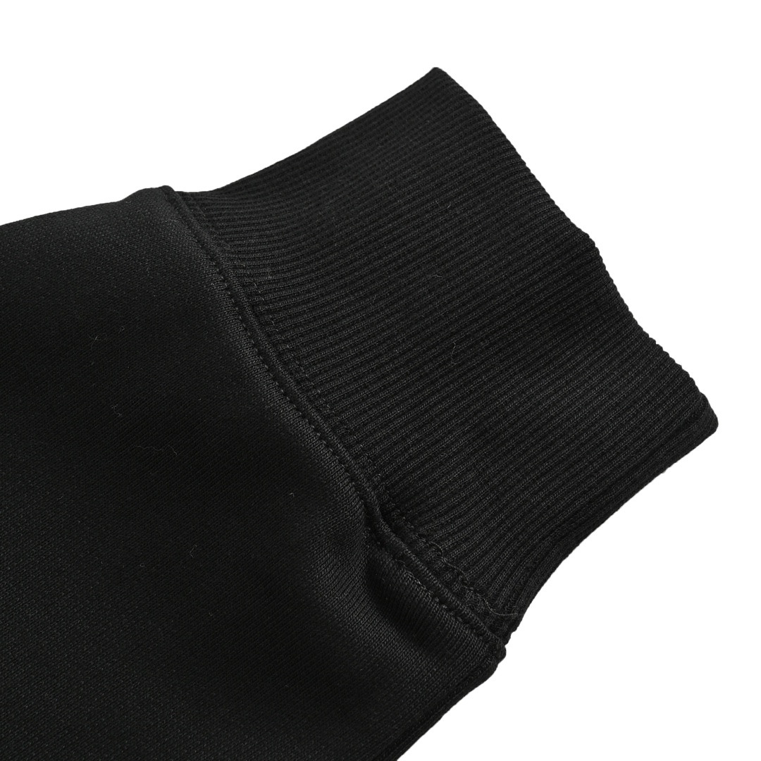 Clothes Burberry 816 - vstockx