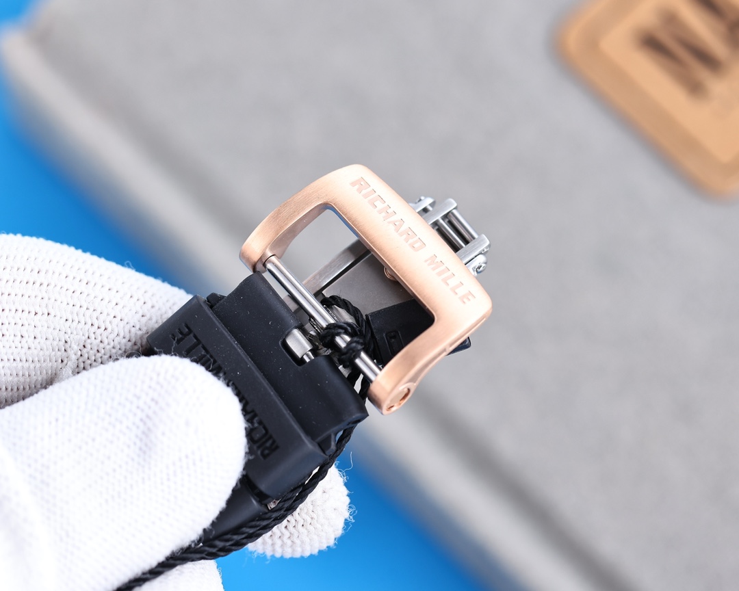 Watches Richard Mille 322504 size:52*43*14 mm - vstockx