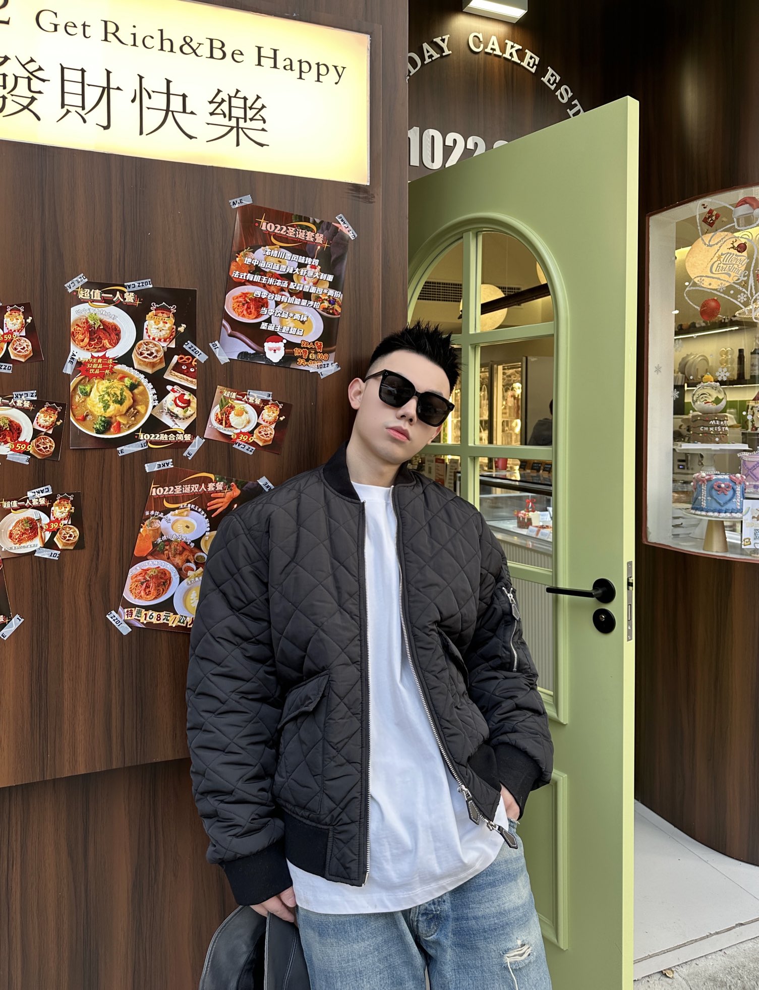 Clothes Burberry 820 - vstockx