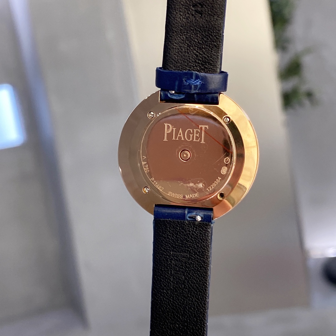 Watches PIAGET 322686 size:34*8 mm - vstockx