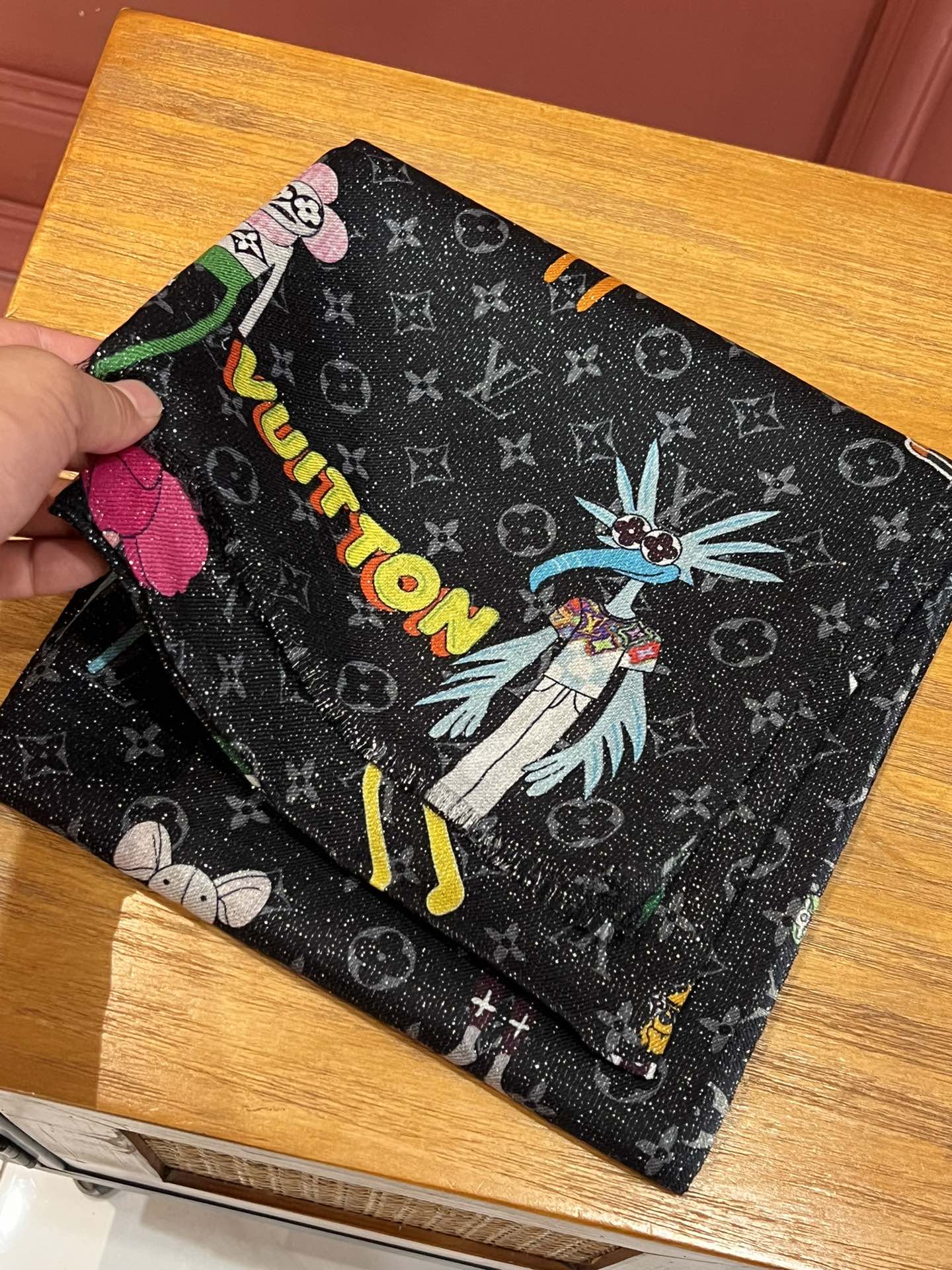 Streetwear Scarf LV 328991 SIZE:110*200cm - vstockx