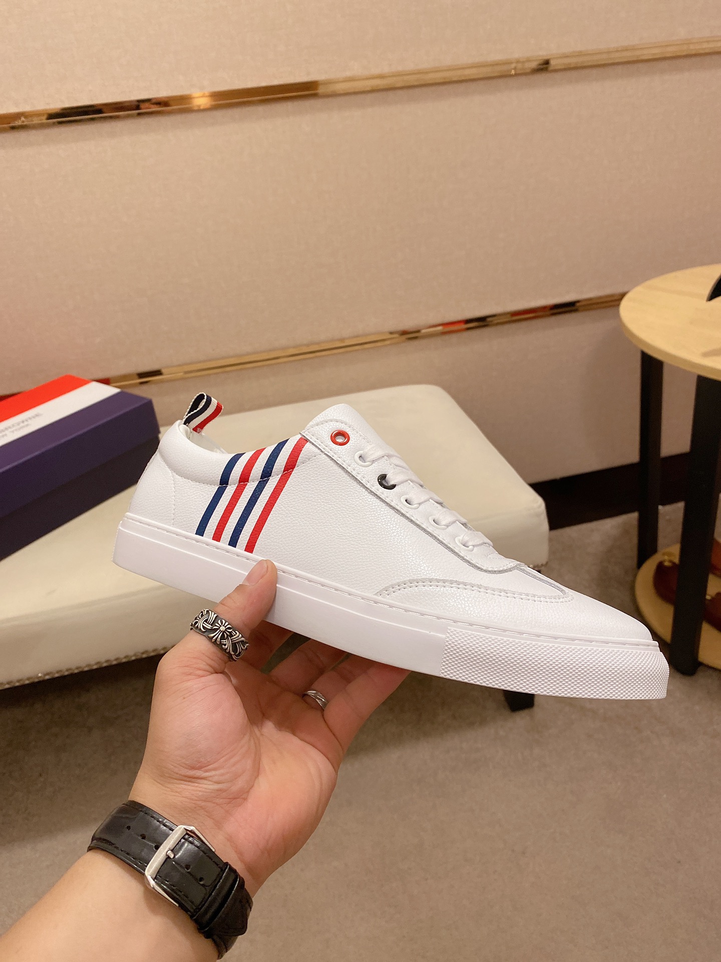 Thom Browne Low Top Sneaker 9 - vstockx