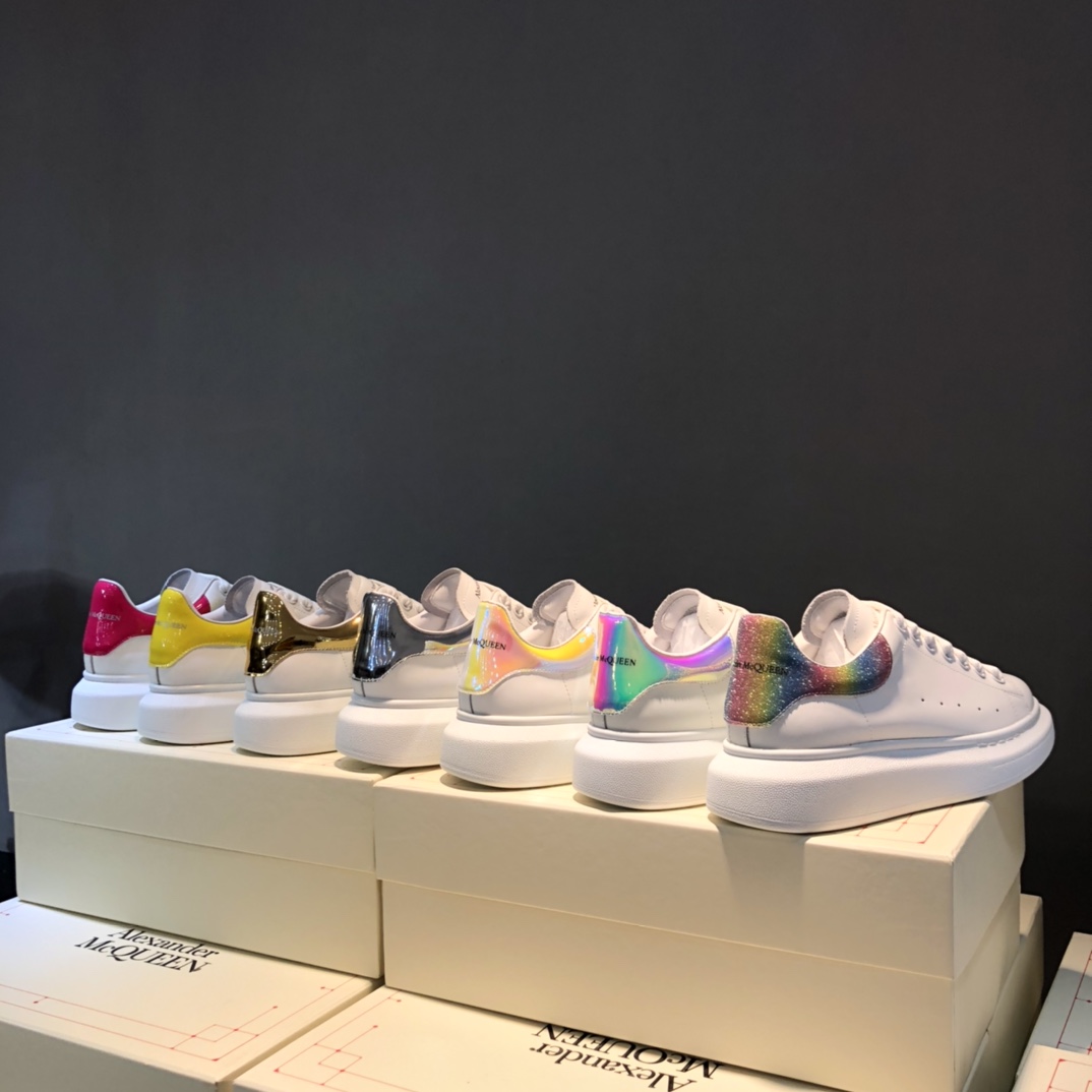 Alexander McQueen Oversized Shock Pink - vstockx