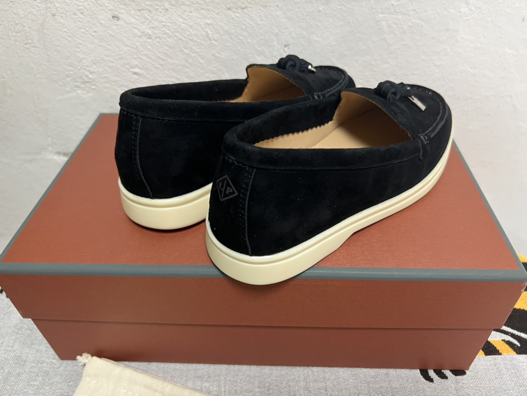Loro Piana shoes 149 - vstockx