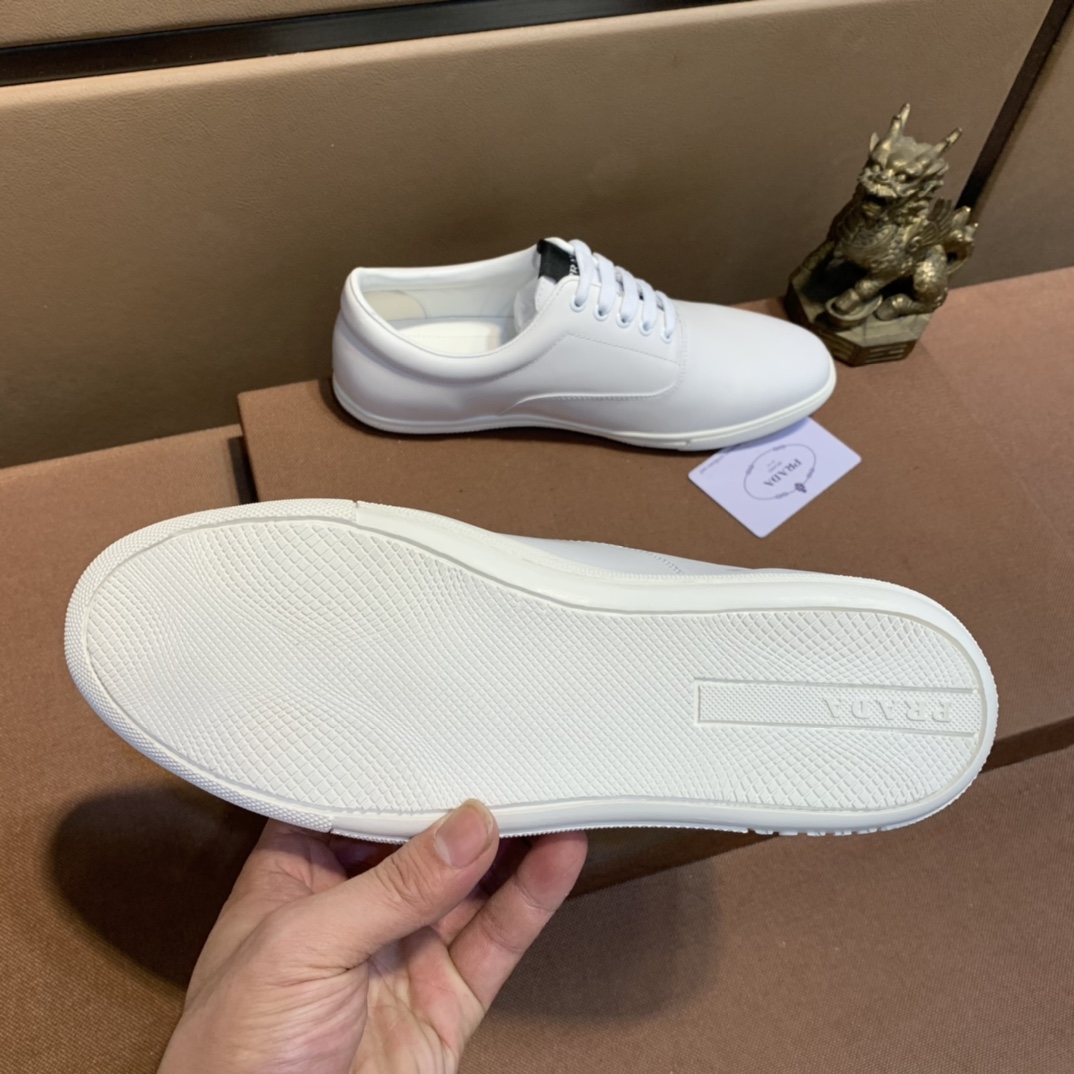 Prada Low Top sneaker 20 - vstockx