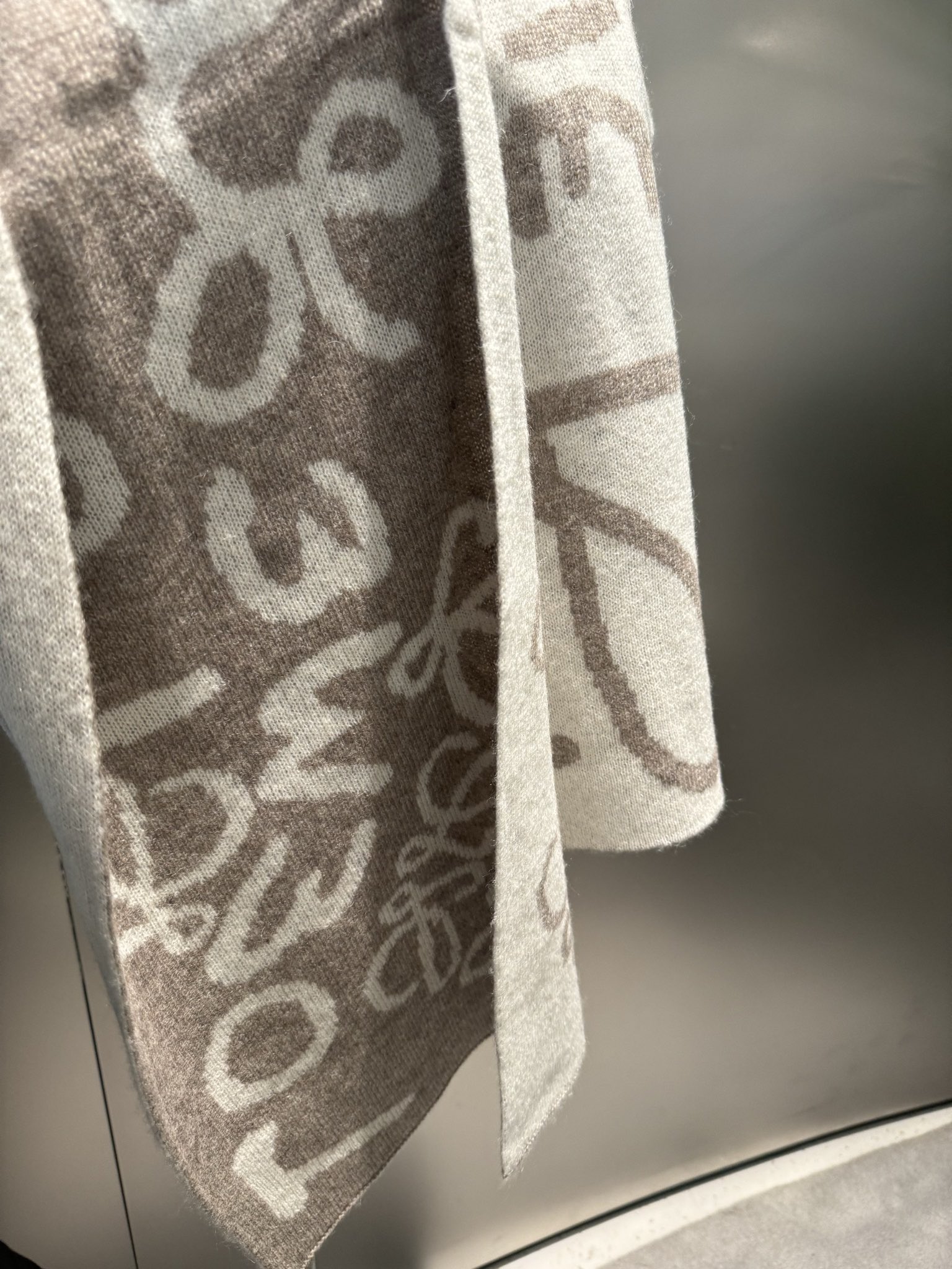 Streetwear Scarf Loewe 328961 SIZE:180×30cm - vstockx