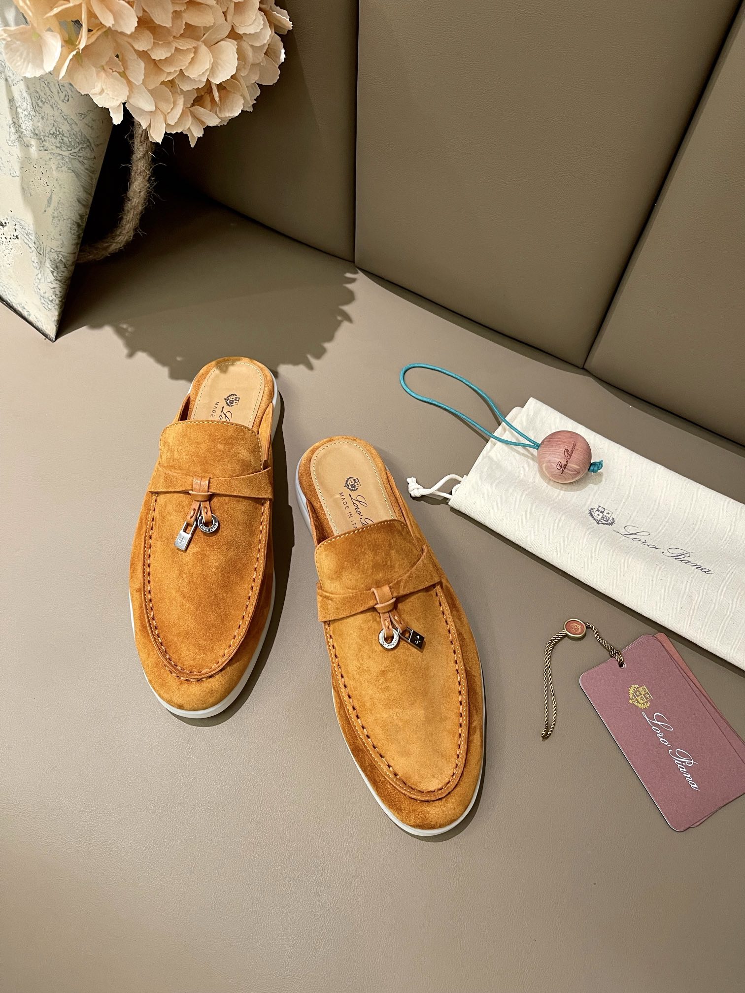 Loro Piana shoes 254 - vstockx