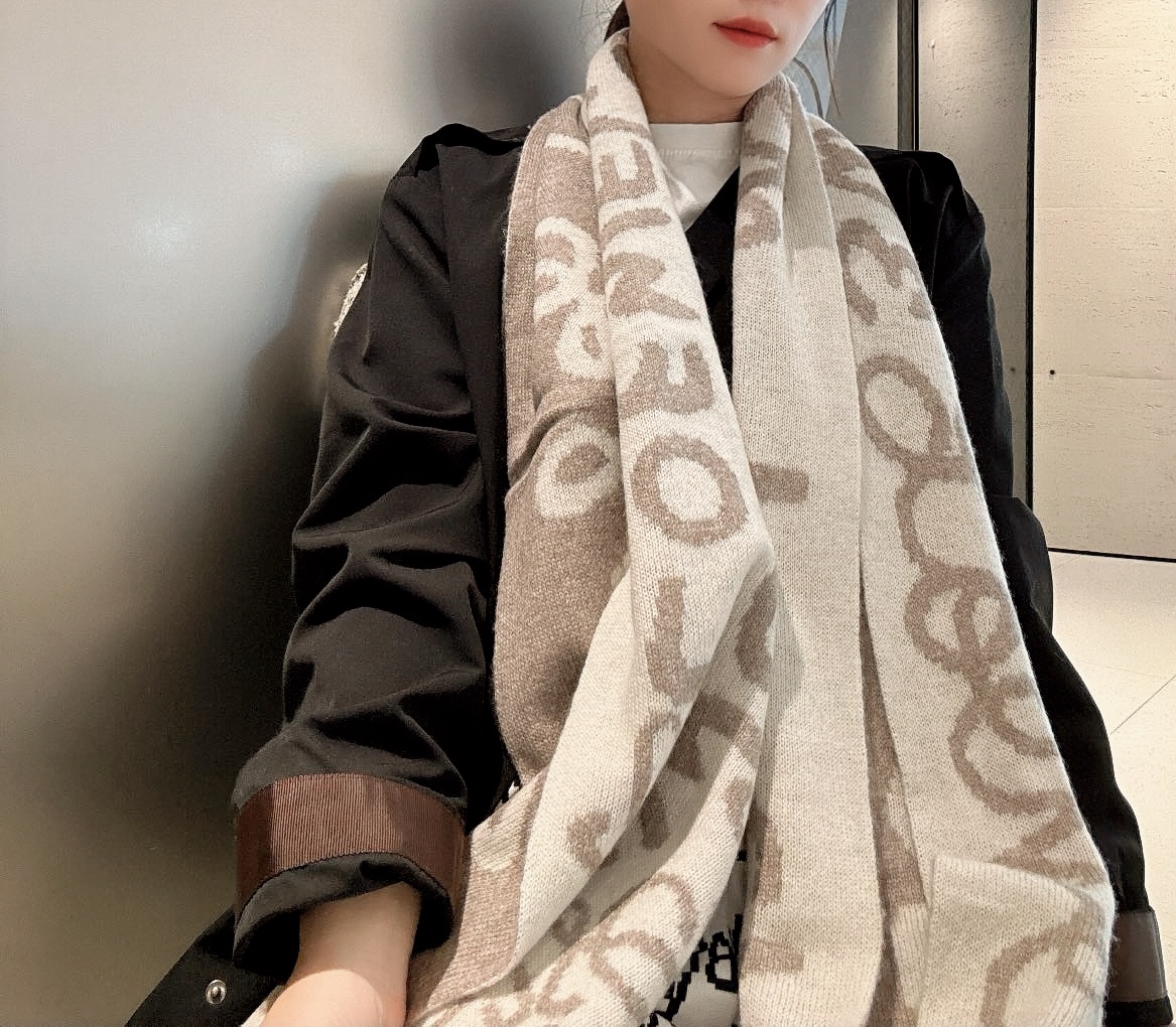 Streetwear Scarf Loewe 328961 SIZE:180×30cm - vstockx