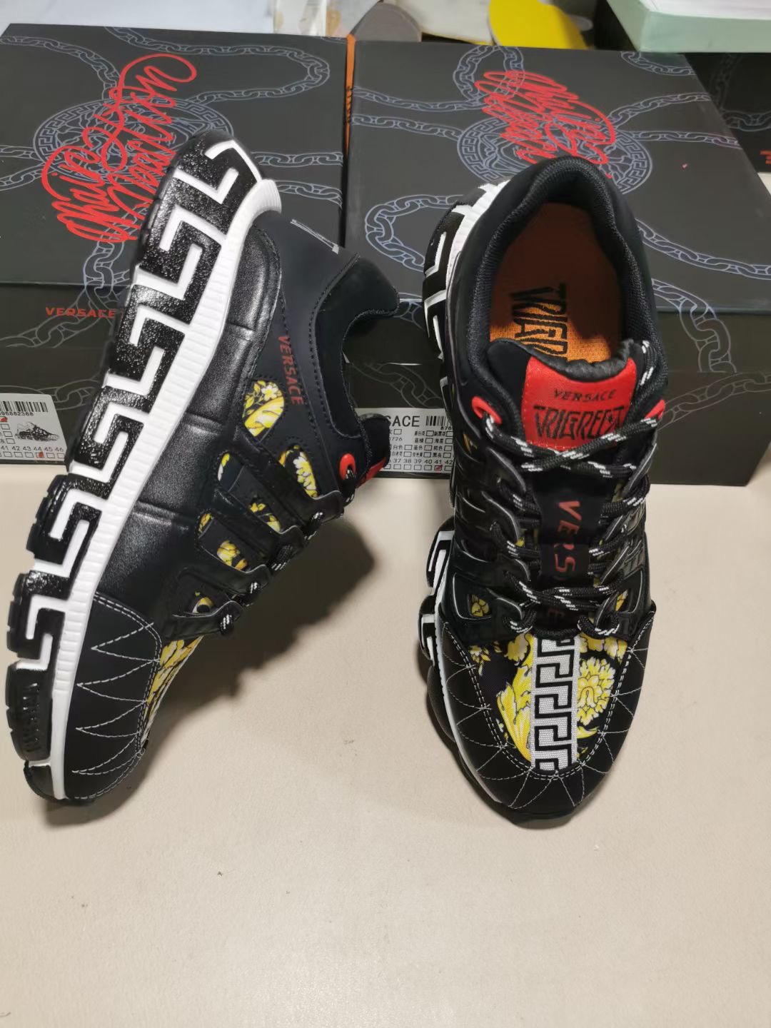 Versace Trigreca Barocco Print Black - vstockx