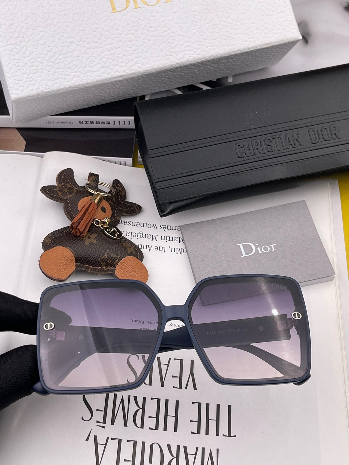 sunglasses Dior D3771 - vstockx