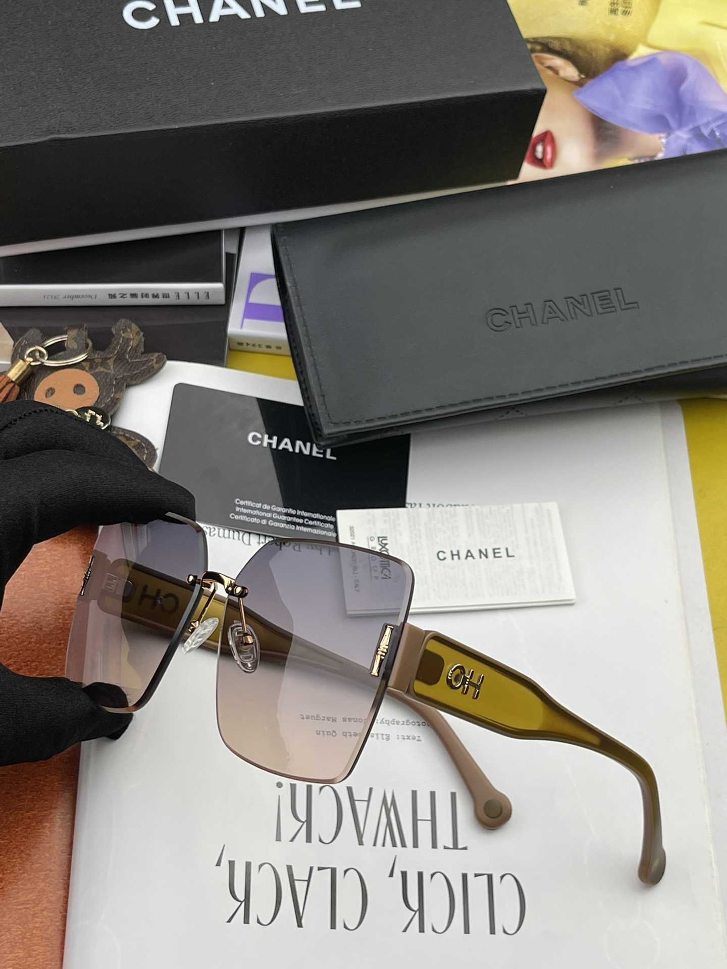 Sunglasses Chanel CH0622 - vstockx