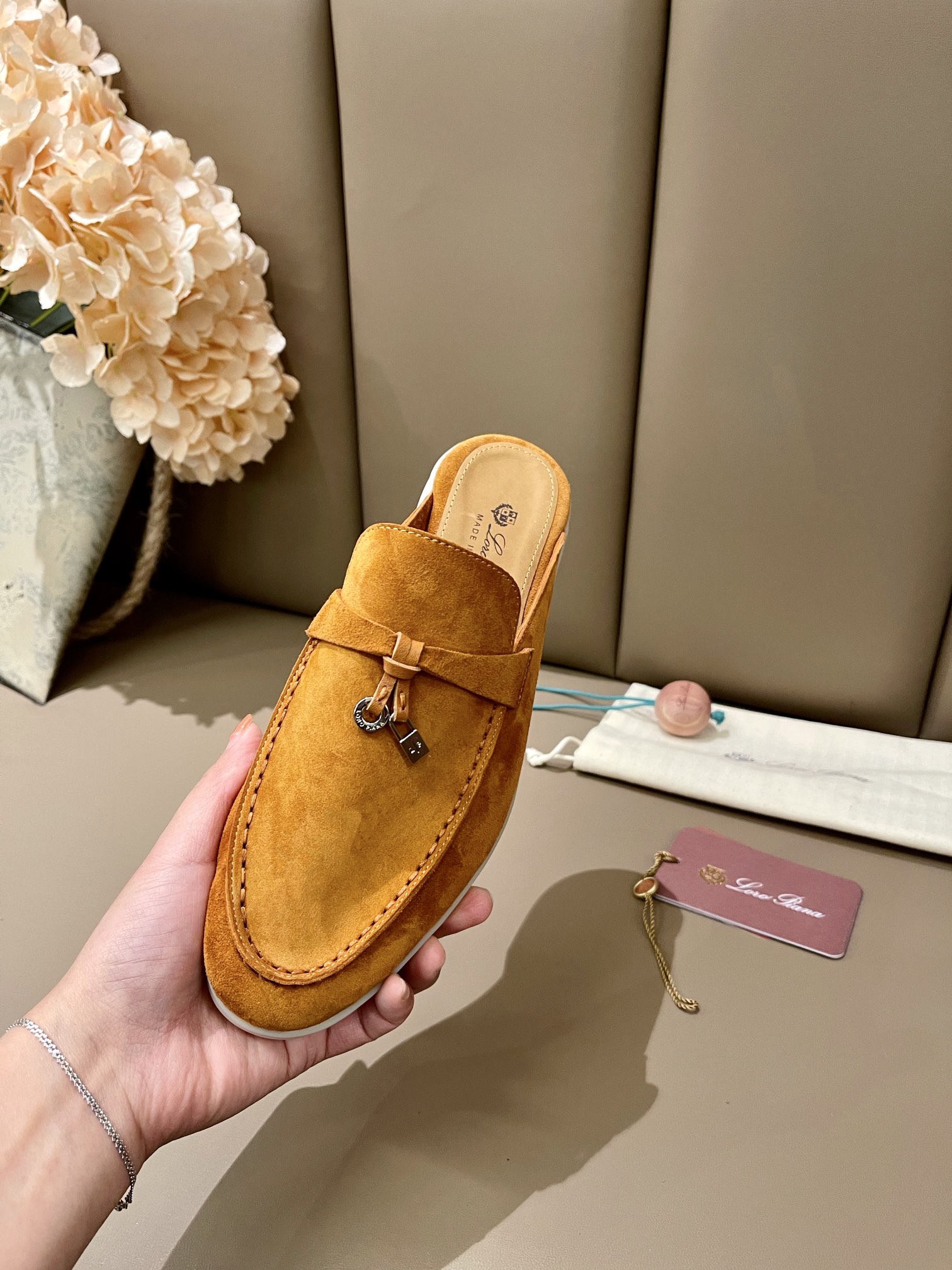 Loro Piana shoes 254 - vstockx