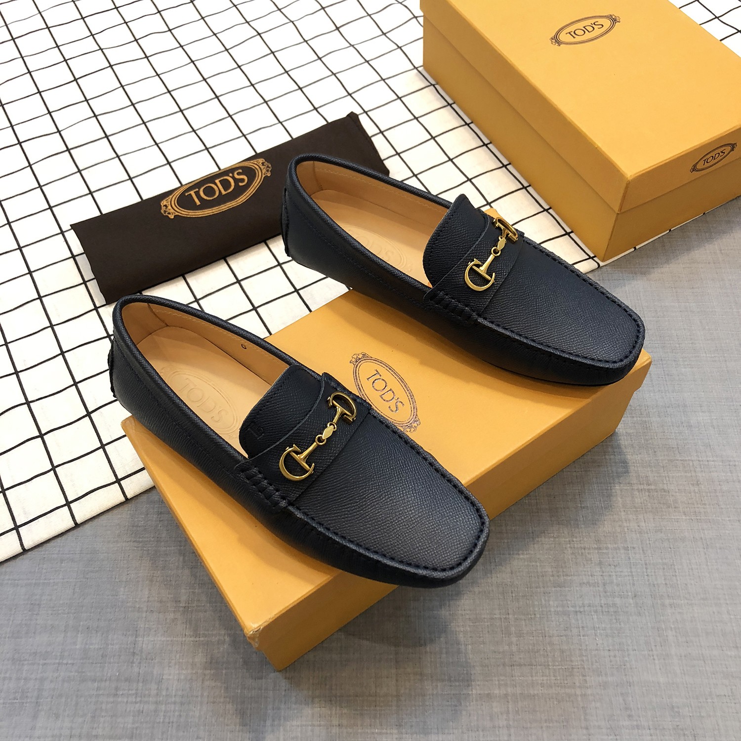 TOD'S Loafers 3 - vstockx