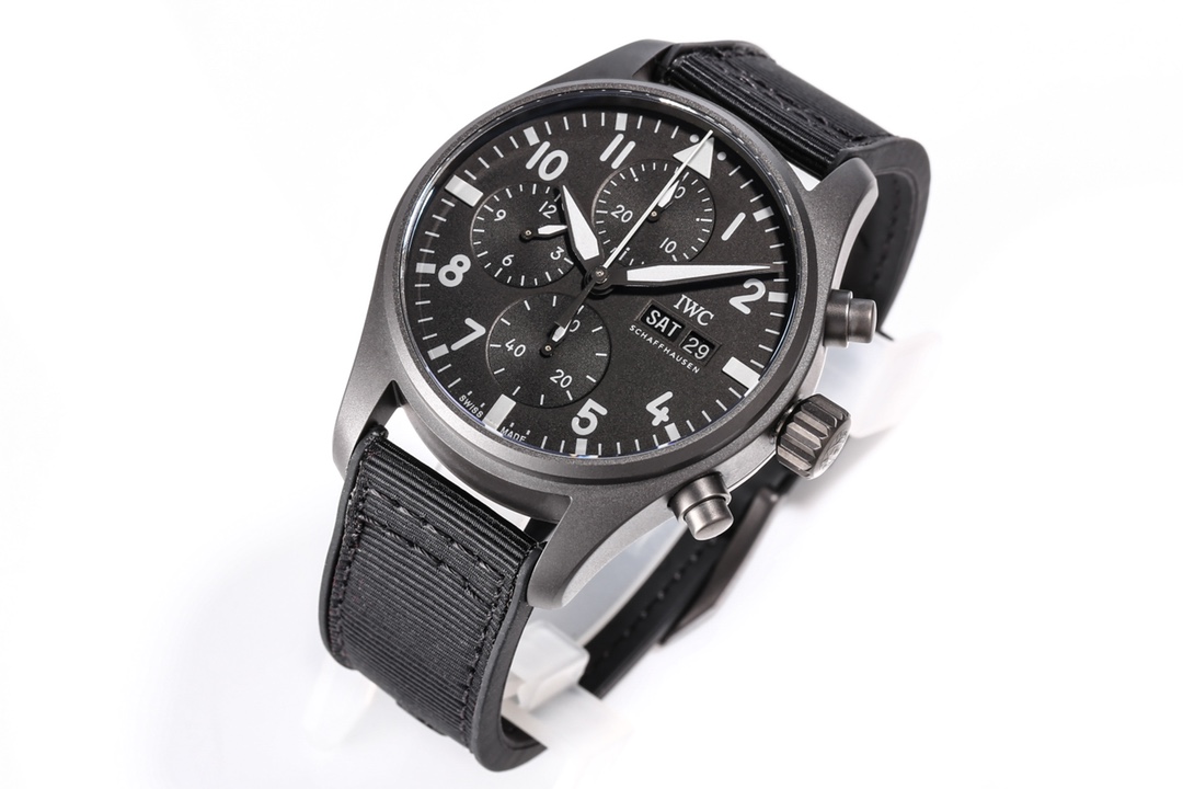 Watches IWS 323039 size:41 mm - vstockx