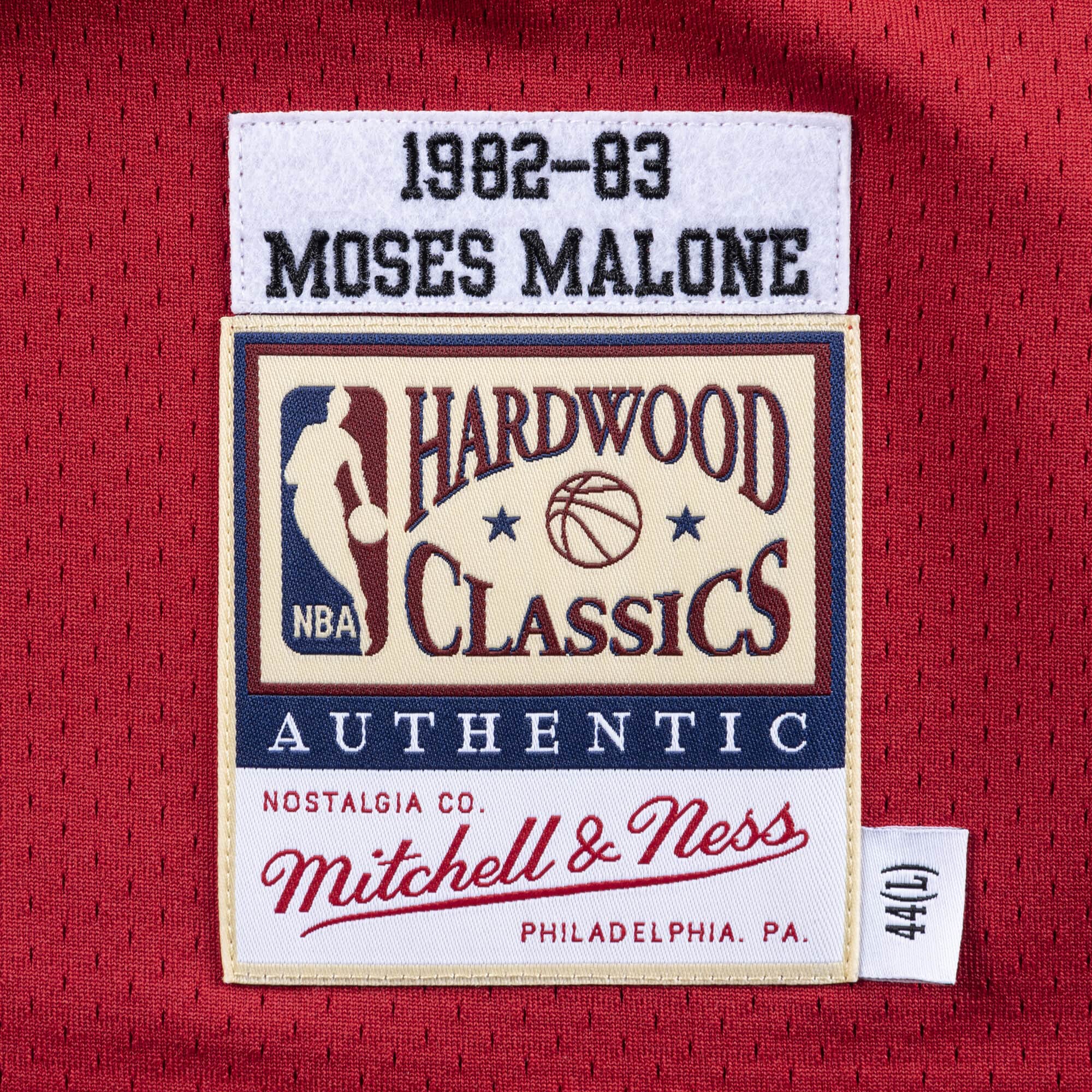 Authentic Jersey Philadelphia 76ers 1982-83 Moses Malone - vstockx