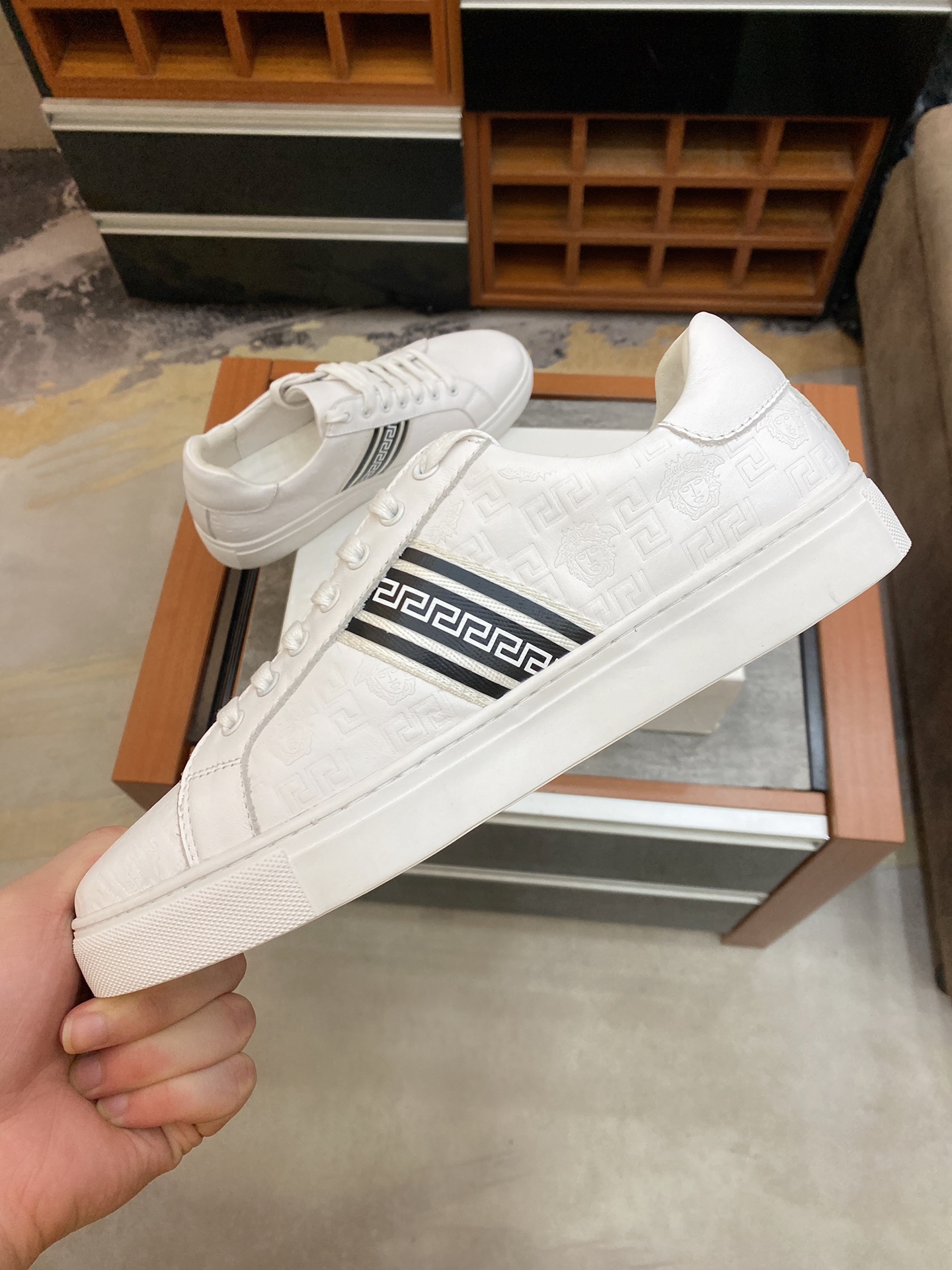 Versace Greca Sneaker 3 - vstockx