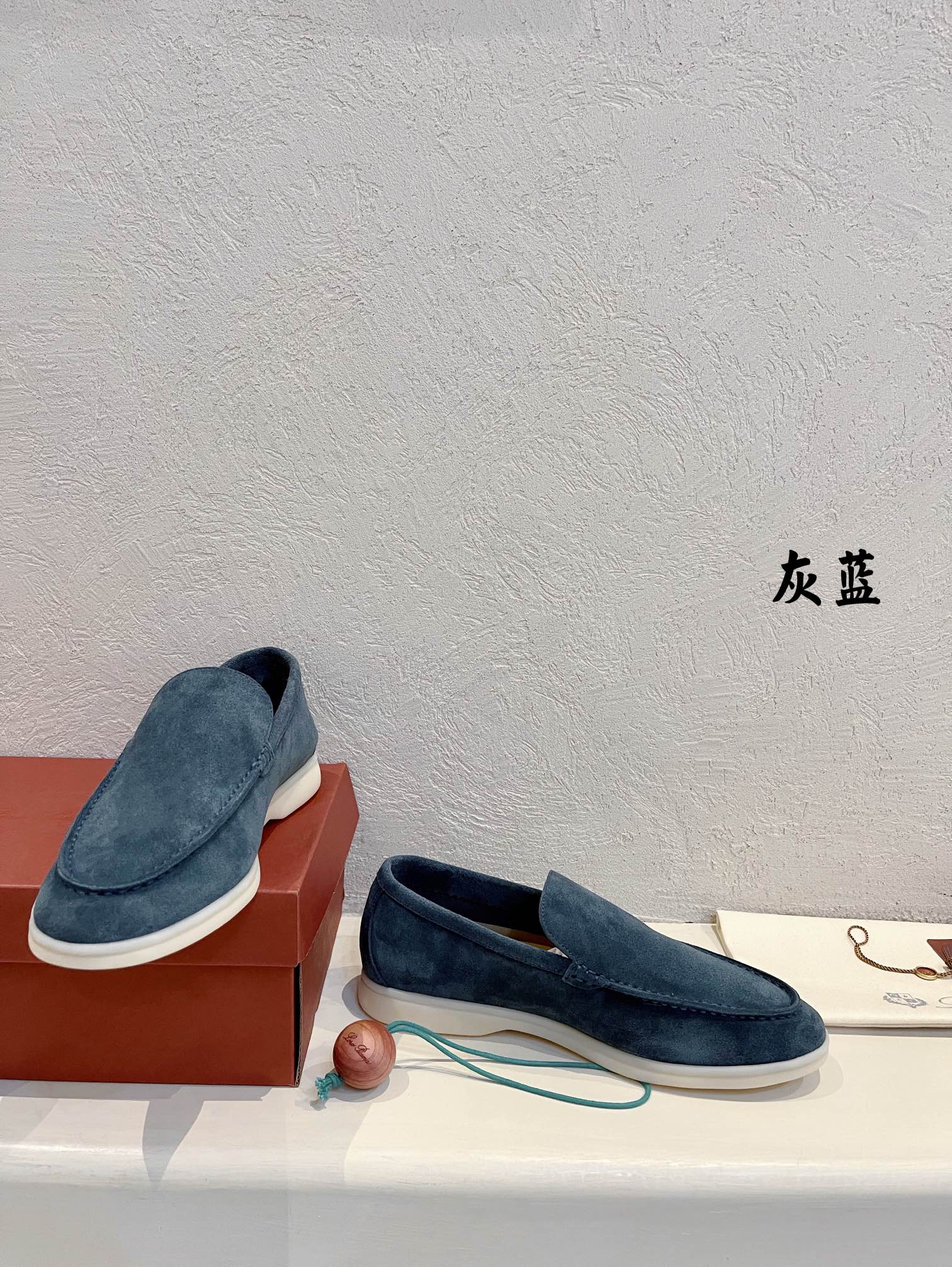 Loro Piana shoes 201 - vstockx