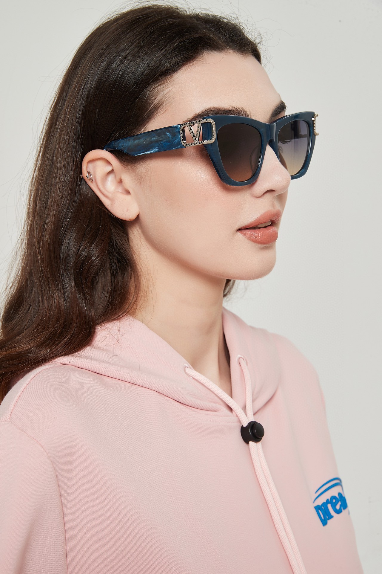 sunglasses Valentino VLS-198A - vstockx