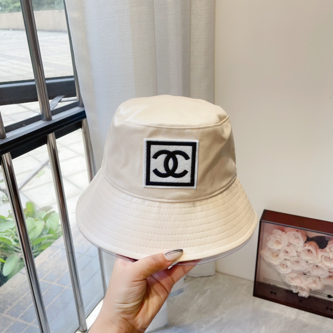 Streetwear Hat Chanel 329377 - vstockx