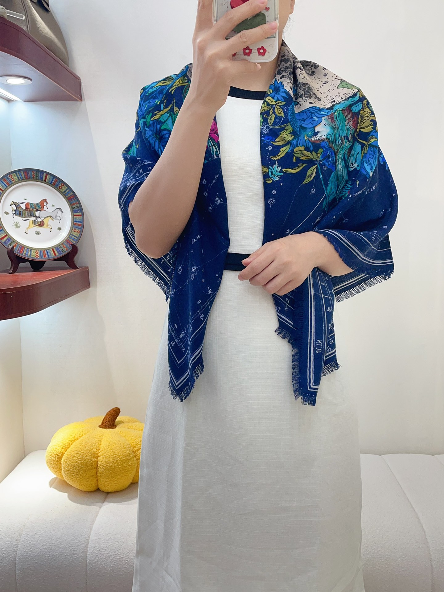 Streetwear Scarf Dior 328755 SIZE:110:110cm - vstockx