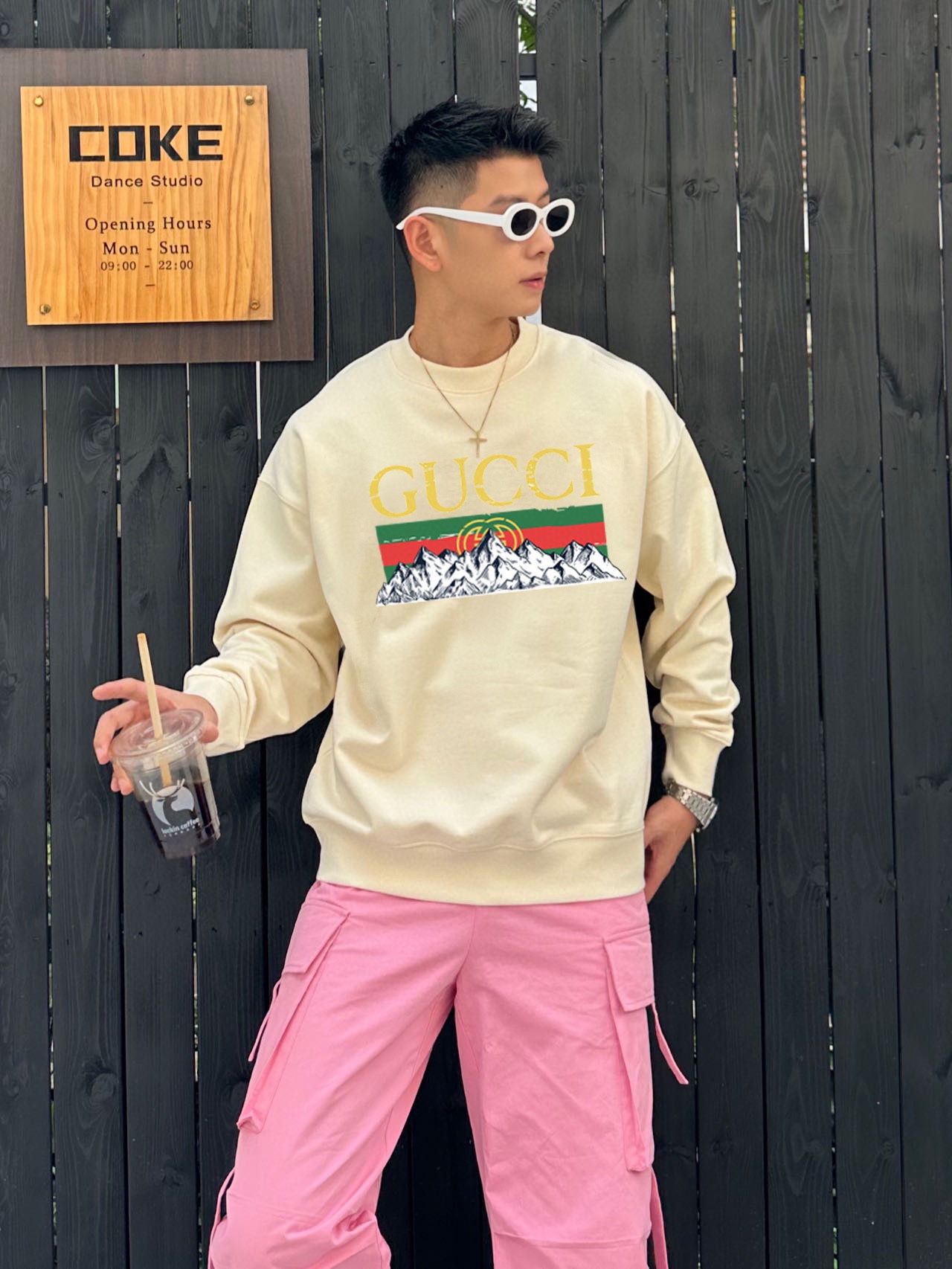 Clothes Gucci 322 - vstockx