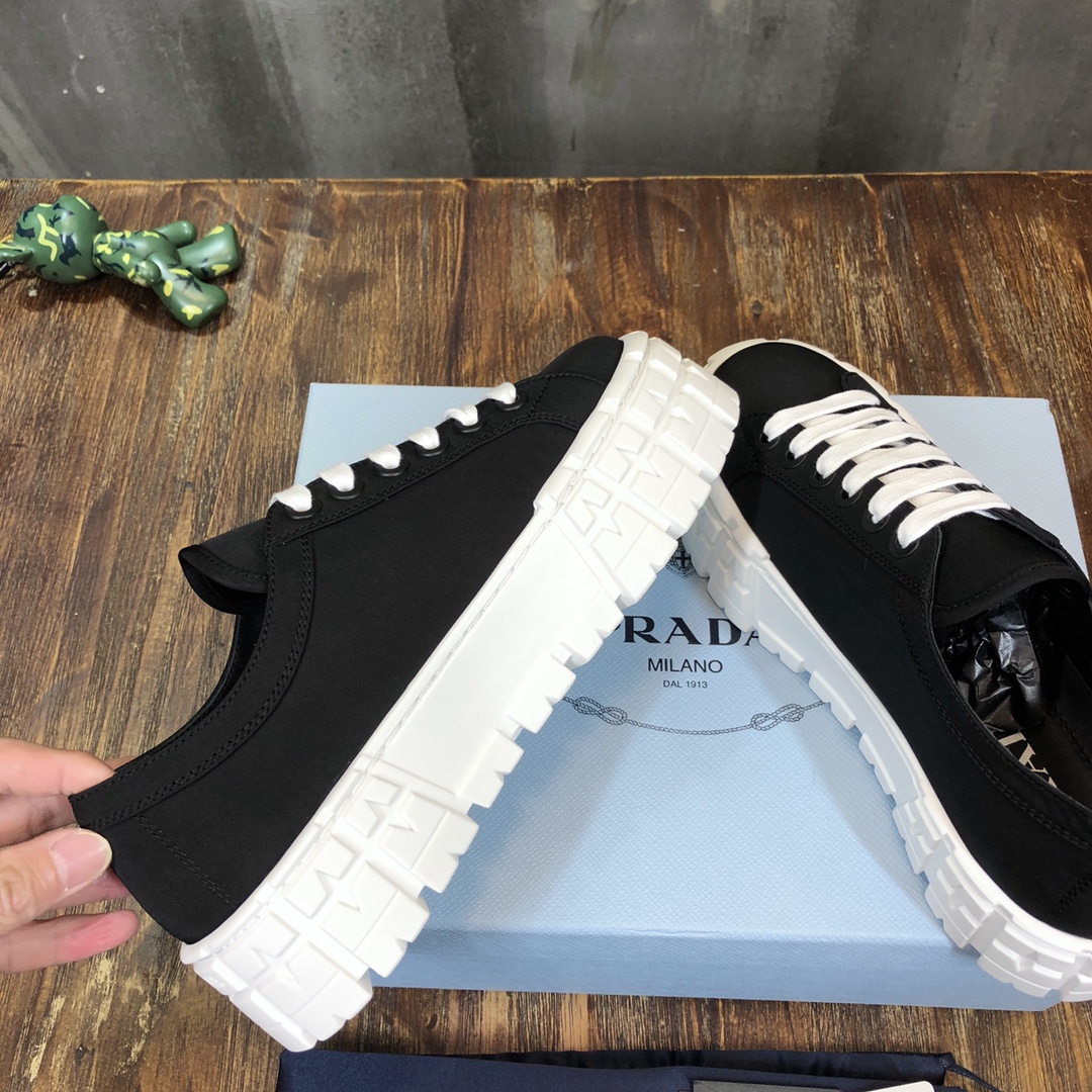 Prada Double Wheel sneaker 5 - vstockx