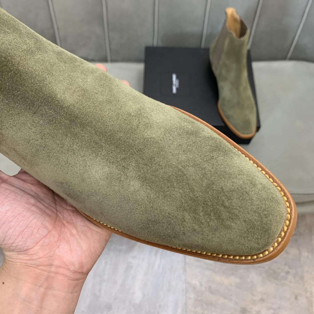 Saint Laurent Boots 9 - vstockx