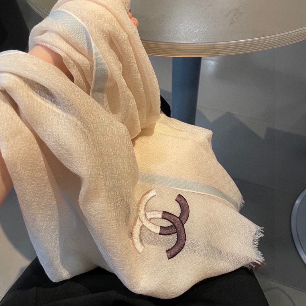 Streetwear Scarf CHANEL 329006 SIZE:105*180cm - vstockx
