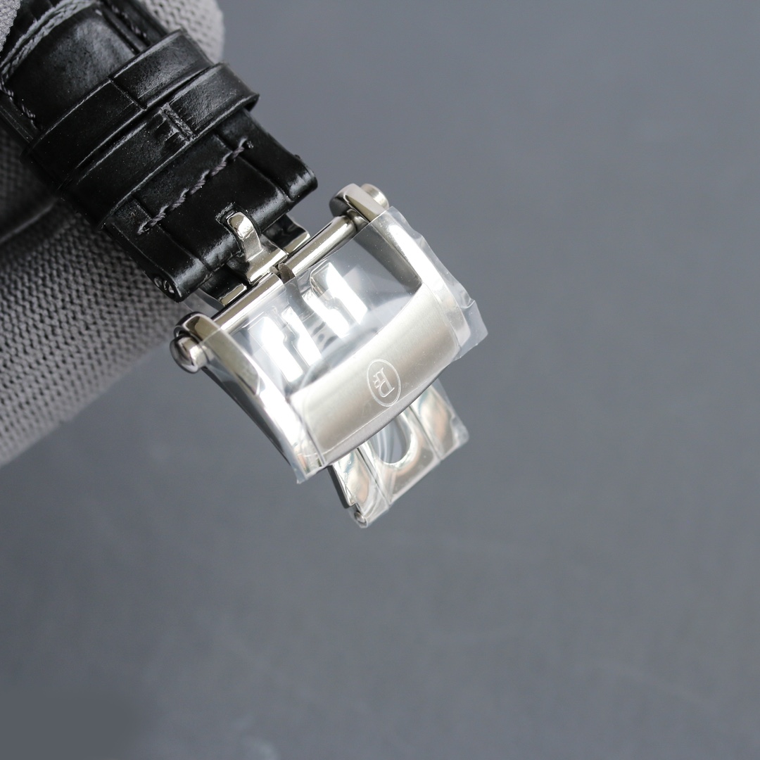 Watches PARMIGIANI 323583 size:37.5*31.2 mm - vstockx