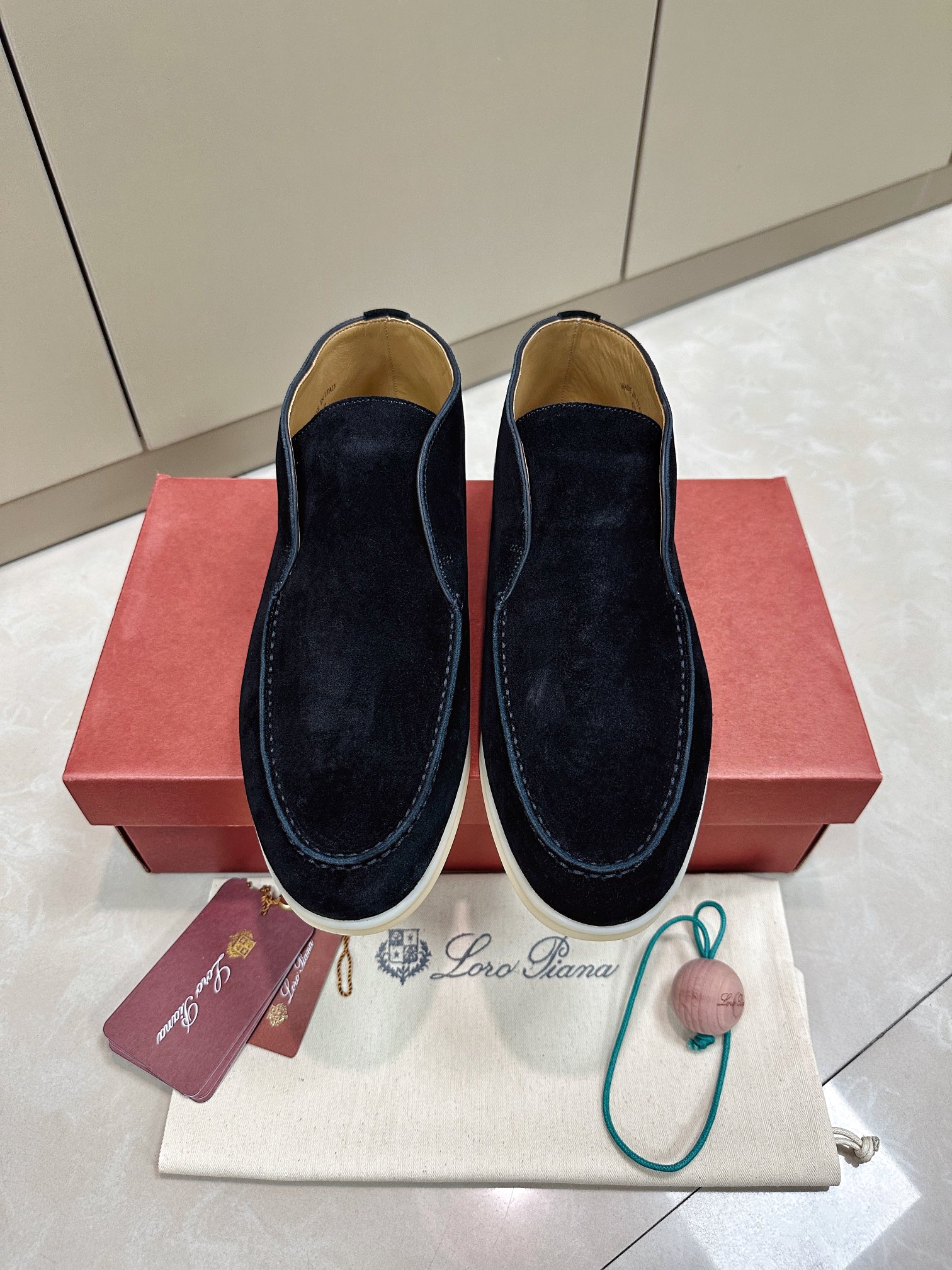 Loro Piana shoes 214 - vstockx