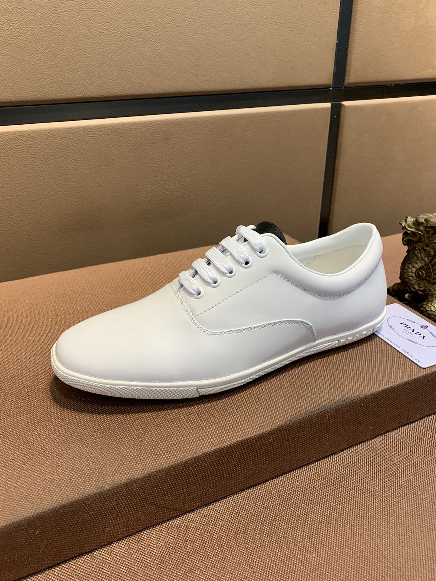 Prada Low Top sneaker 20 - vstockx