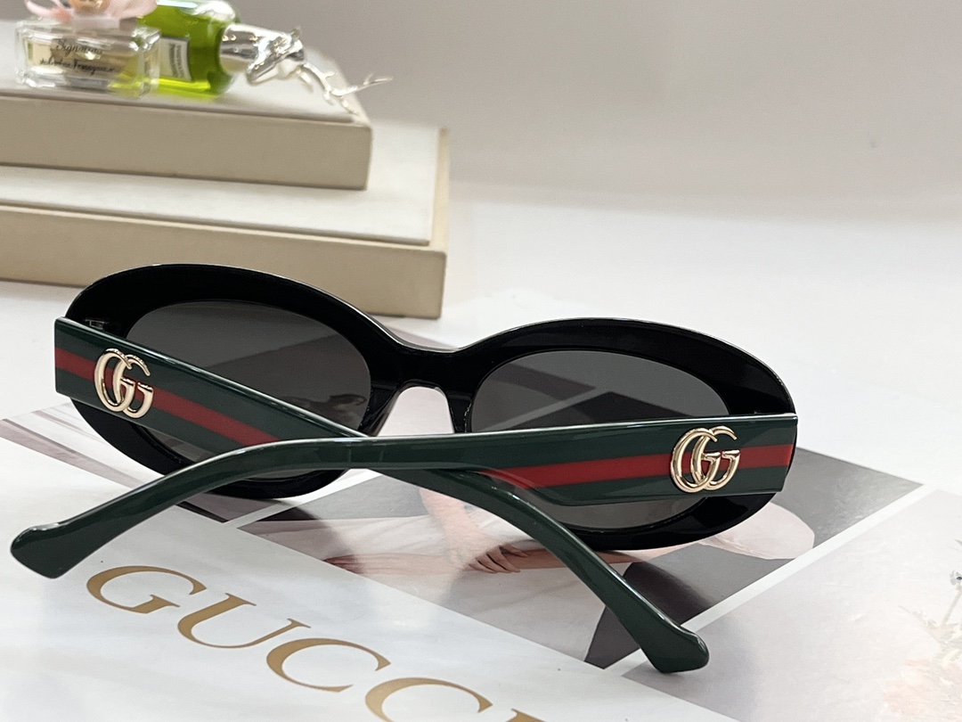 Sunglasses Gucci GG1132/S 52 20-145 - vstockx
