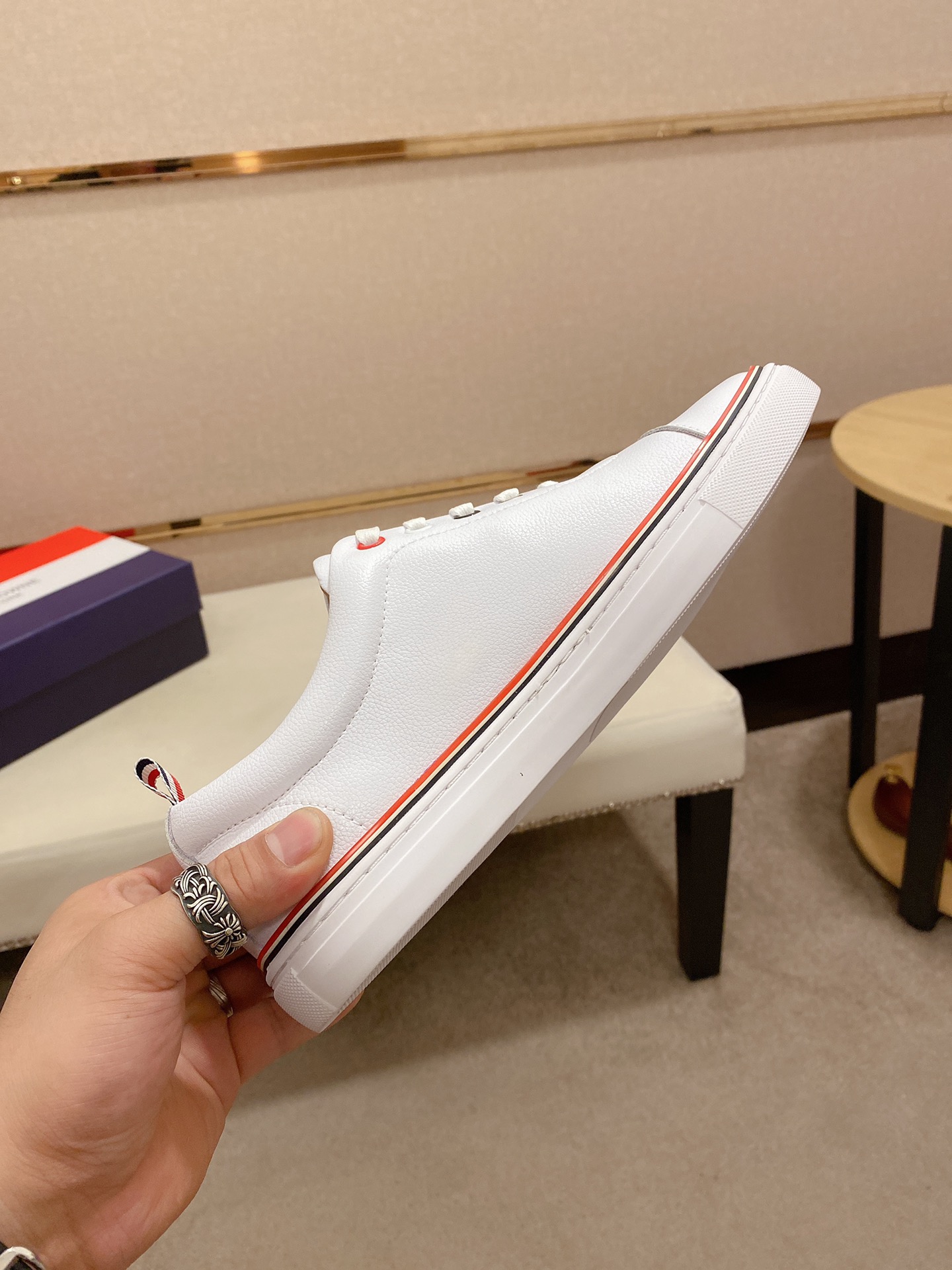 Thom Browne Low Top Sneaker 8 - vstockx