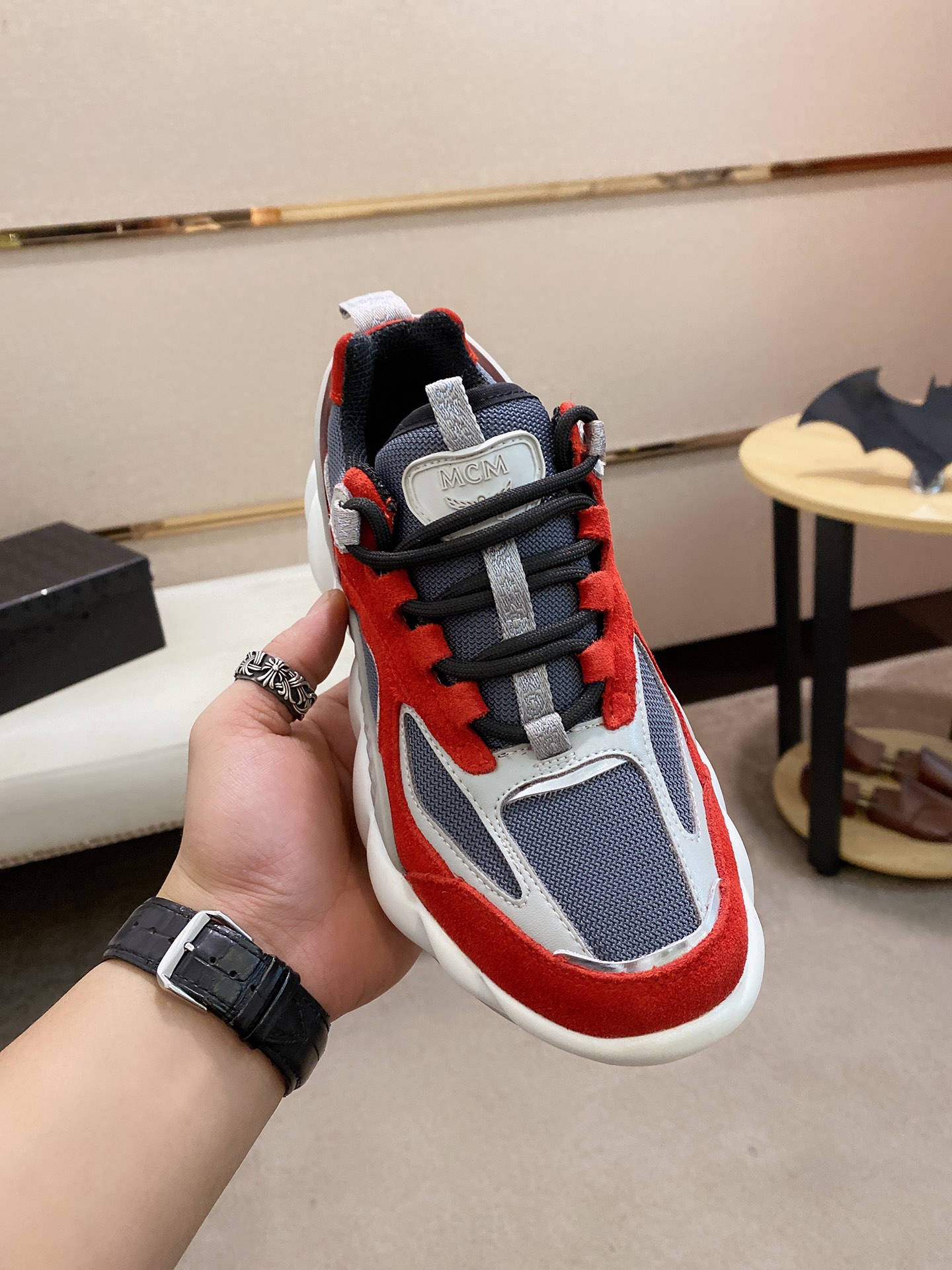 MCM Low Top Logo Lace-up Sneakers 7 - vstockx