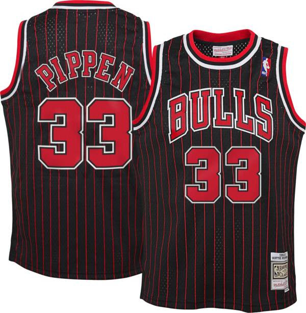 Youth Chicago Bulls Scottie Pippen Mitchell & Ness Black 1995-96 Hardwood Classics Swingman Jersey - vstockx