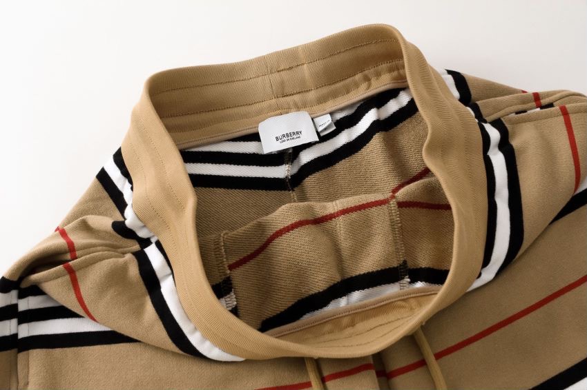 Clothes Burberry 336 - vstockx