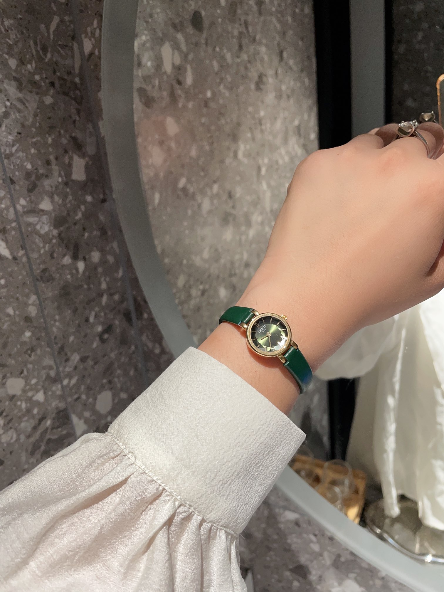 Watches Tissot 322470 size:19.5 mm - vstockx