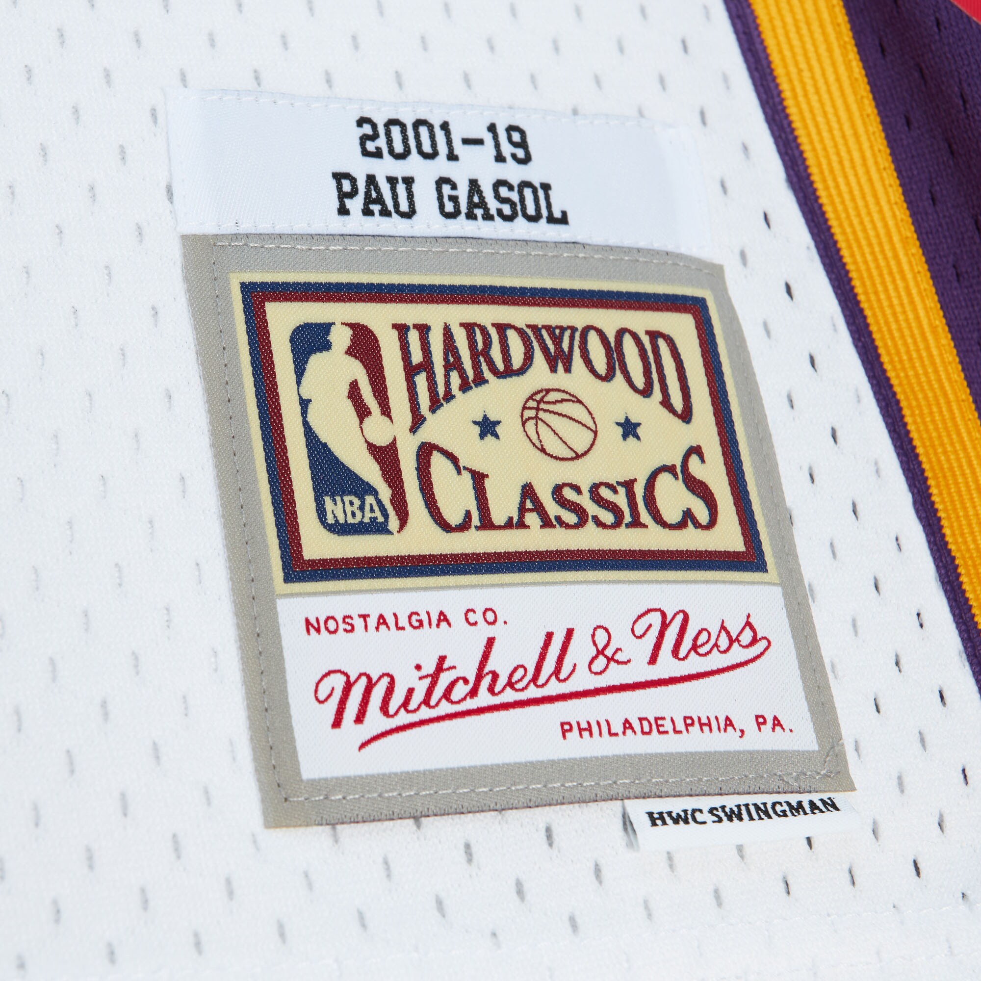 Pau Gasol Los Angeles Lakers Mitchell & Ness Unisex Hall of Fame Class of 2023 Throwback Swingman Jersey - White - vstockx