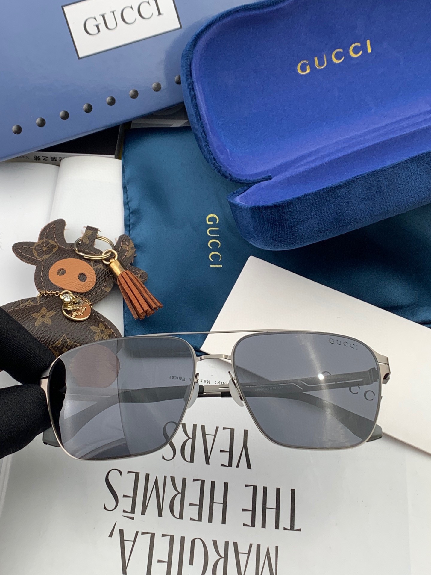 Sunglasses Gucci G2806 - vstockx